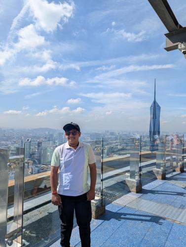 PXL 20250312 023707688