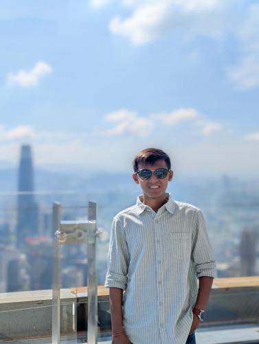 PXL 20250312 023808791.PORTRAIT