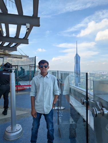 PXL 20250312 025151890