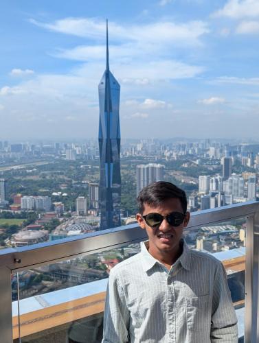 PXL 20250312 025637194