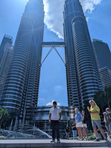 PXL 20250312 035031001