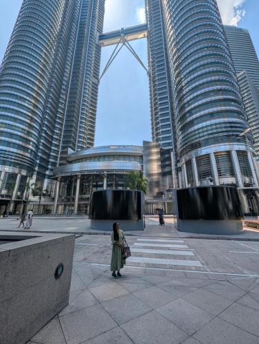 PXL 20250312 035327929