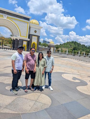 PXL 20250312 045320649