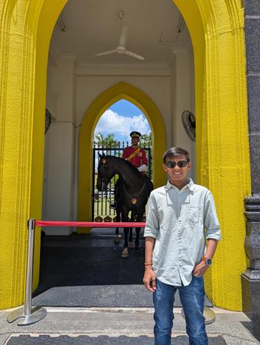 PXL 20250312 045517490