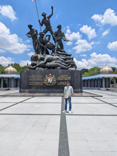 PXL 20250312 051818675