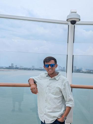 PXL 20250317 062417721.PORTRAIT.ORIGINAL