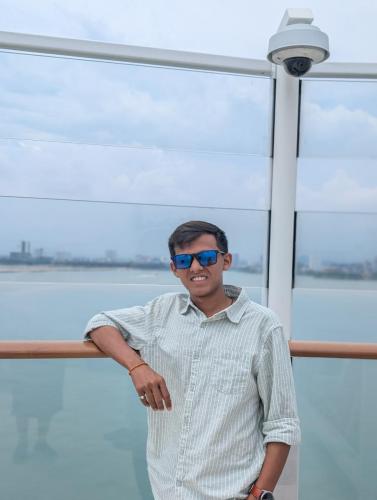 PXL 20250317 062423631.PORTRAIT