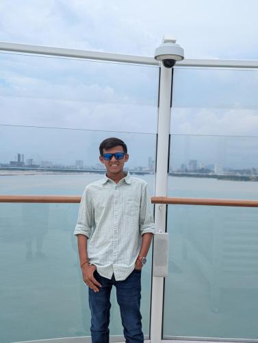 PXL 20250317 062450776.PORTRAIT