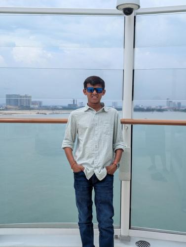 PXL 20250317 062525879.PORTRAIT