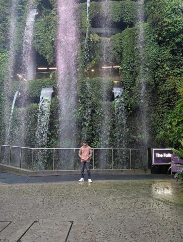 PXL 20250313 105242838