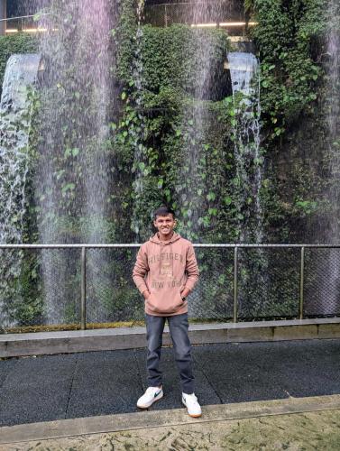 PXL 20250313 105555602