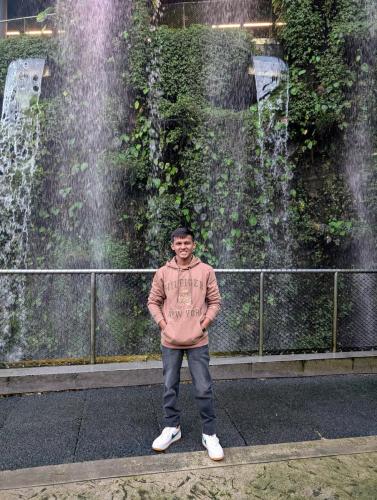 PXL 20250313 105557236