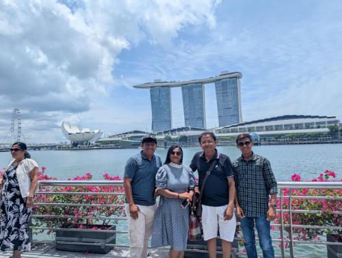 PXL 20250315 043716494