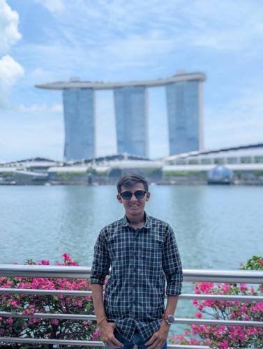 PXL 20250315 044216933.PORTRAIT